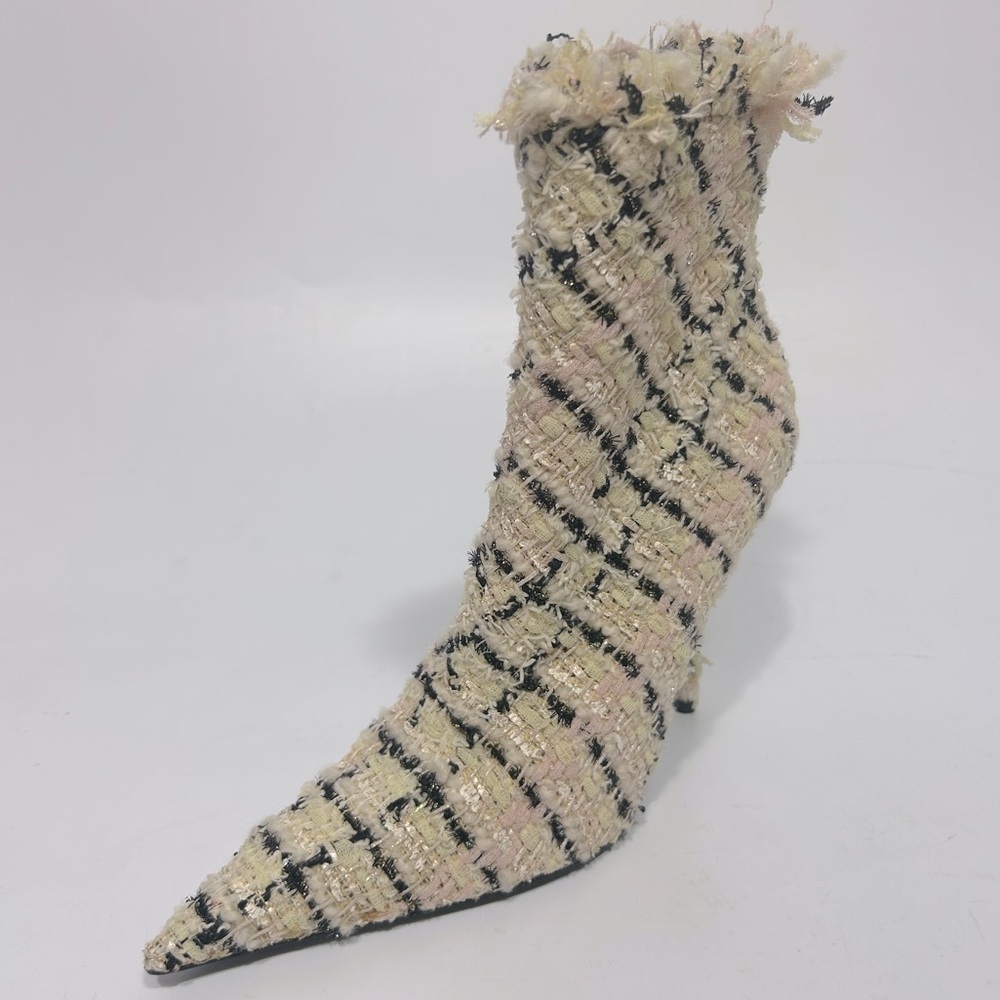 Balenciaga Tweed Ankle Boots Size EU37.5 Cream/Black
